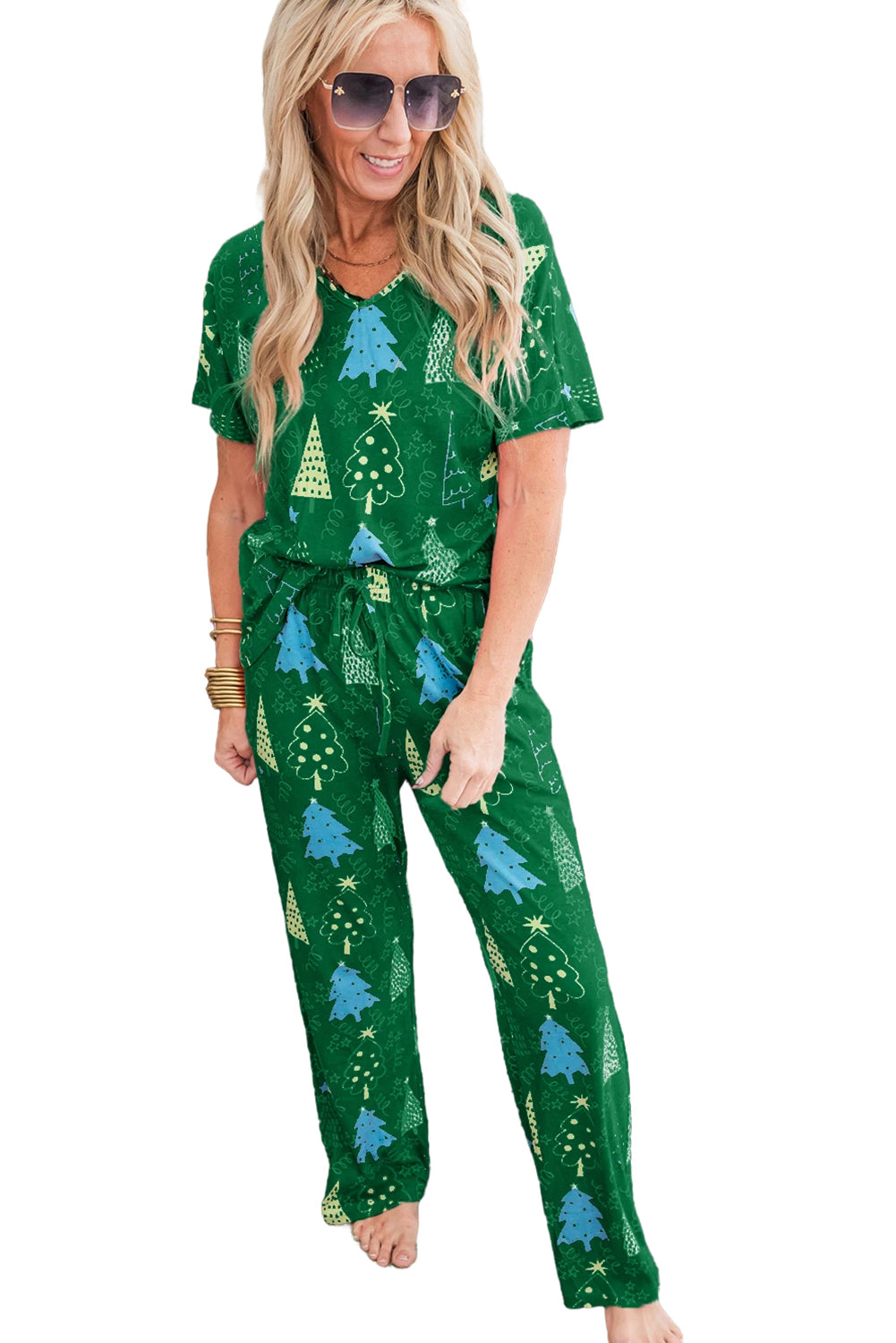 Women’s Christmas Tree Graphic Print Tee and Pants Pajama Set